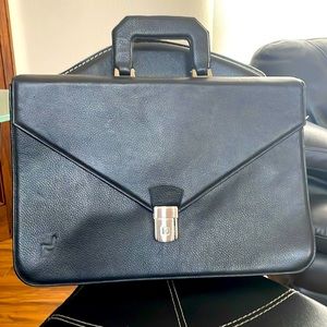 Deintegro Briefcase 💼 (black)